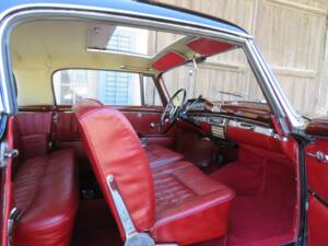 Image 6/20 of Mercedes-Benz 220 S (1958)