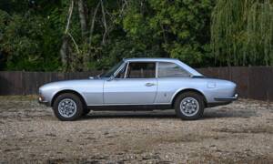Image 2/50 of Peugeot 504 Coupé (1973)