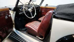 Image 7/33 de BMW 327 (1940)
