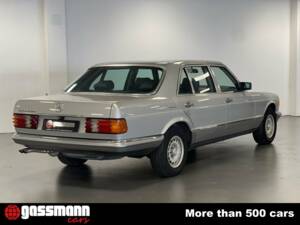 Bild 8/15 von Mercedes-Benz 380 SEL (1982)