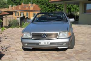 Image 4/39 of Mercedes-Benz SL 320 (1994)