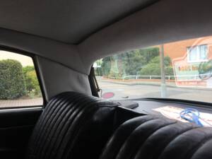 Bild 39/80 von Citroën DS 21 Pallas (1973)