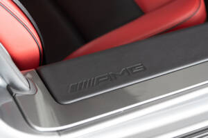 Imagen 47/56 de Mercedes-Benz SLS AMG (2011)
