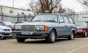 Bild 1/50 von Mercedes-Benz 280 TE (1983)