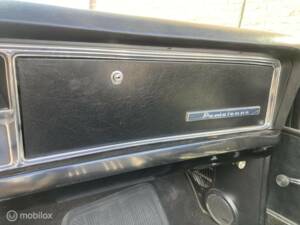 Image 43/50 of Pontiac Parisienne (1967)