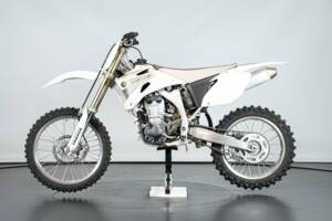 Image 1/50 de Yamaha DUMMY (2007)