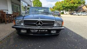 Image 14/14 of Mercedes-Benz 560 SL (1988)