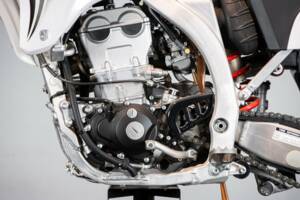 Image 20/50 de Yamaha DUMMY (2008)