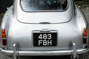 Image 24/50 of Aston Martin DB 2&#x2F;4 Mk III (1958)