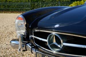 Obraz 33/50 pojazdu Mercedes-Benz 300 SL Roadster (1959)