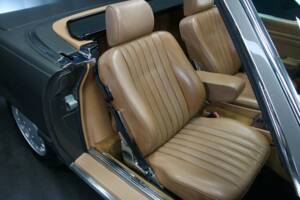 Image 21/50 de Mercedes-Benz 420 SL (1987)