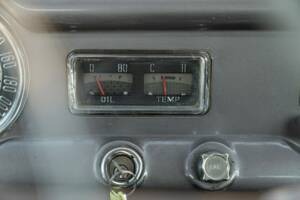 Image 47/50 of Dodge Coronet "Red Ram" (1953)