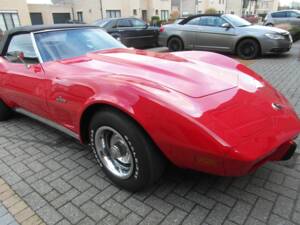 Image 16/50 of Chevrolet Corvette Stingray (1975)