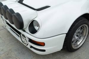 Image 19/50 of Ford RS200 (1987)