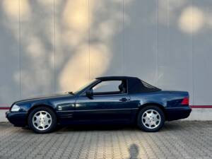 Bild 1/49 von Mercedes-Benz SL 500 (1997)