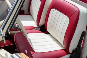 Immagine 38/40 di Borgward Isabella Coupe-Cabriolet (1961)