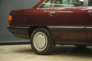 Image 22/50 de Audi 100 - 2.3E quattro (1990)