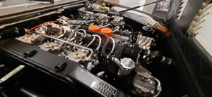 Bild 18/21 von Ferrari 365 GT4 2+2 (1973)