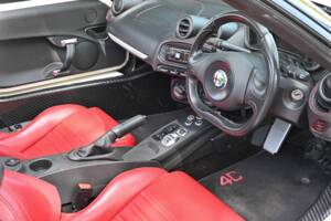 Image 28/50 of Alfa Romeo 4C Spider (2017)