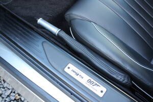 Bild 29/47 von Aston Martin DB 9 GT &quot;Bond Edition&quot; (2015)