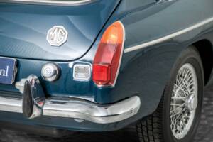 Bild 30/50 von MG MGB GT (1972)
