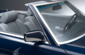Bild 18/24 von Mercedes-Benz 500 SL (1983)