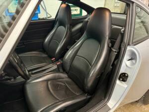Afbeelding 10/18 van Porsche 911 Carrera 4 (1996)