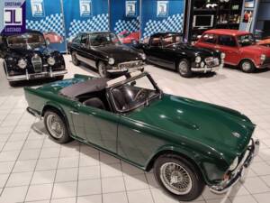 Image 9/48 de Triumph TR 4 (1962)
