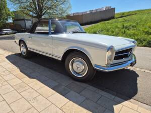 Image 11/62 of Mercedes-Benz 230 SL (1965)