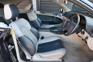 Image 48/50 of Mercedes-Benz CLK 230 Kompressor (2002)