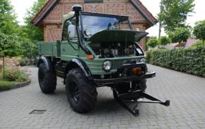 Image 62/71 of Mercedes-Benz Unimog U52 (1983)
