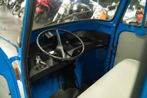 Bild 28/29 von Piaggio Vespa APE 600 MP (1976)