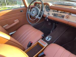 Image 6/16 of Mercedes-Benz 280 SL (1969)