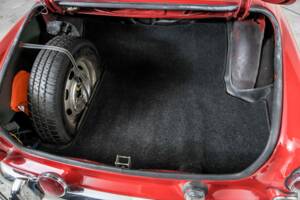 Image 47/50 of Volvo P 123 GT (1968)
