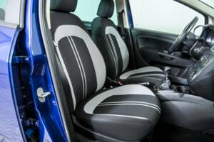 Bild 31/50 von FIAT Grande Punto 1.4 (2009)