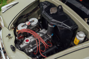 Image 18/20 of FIAT 500 C Belvedere (1952)