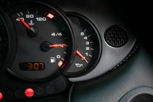 Immagine 13/40 di Porsche 911 GT3 Clubsport (2000)