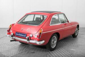 Image 26/50 of MG MGB GT (1967)
