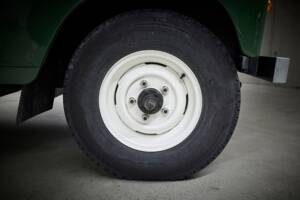 Bild 36/87 von Land Rover 88 (1972)