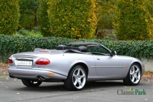 Image 4/50 of Jaguar XKR &quot;Silverstone&quot; (2000)