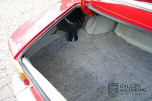 Image 16/50 of Alfa Romeo Giulia GT 1300 Junior (1975)