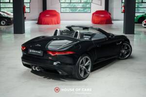 Bild 7/25 von Jaguar F-Type S (2017)