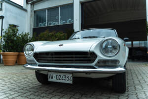 Bild 21/48 von FIAT 124 Sport Spider (1967)