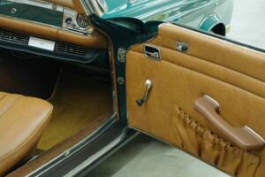 Image 38/50 de Mercedes-Benz 280 SL (1968)