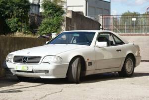 Image 46/50 of Mercedes-Benz 300 SL-24 (1989)