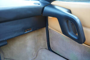 Image 44/50 de Ferrari 328 GTS (1989)