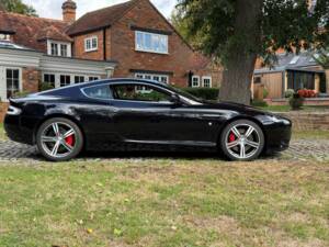 Image 10/30 of Aston Martin DB 9 (2008)