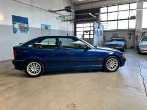 Imagen 9/51 de BMW 323ti Compact (1998)