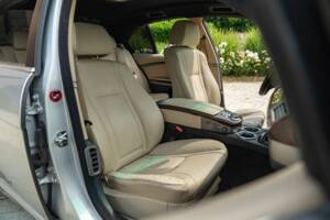 Image 24/50 de BMW 745d (2005)