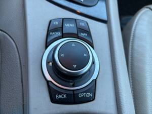 Image 16/37 de BMW 125i (2009)